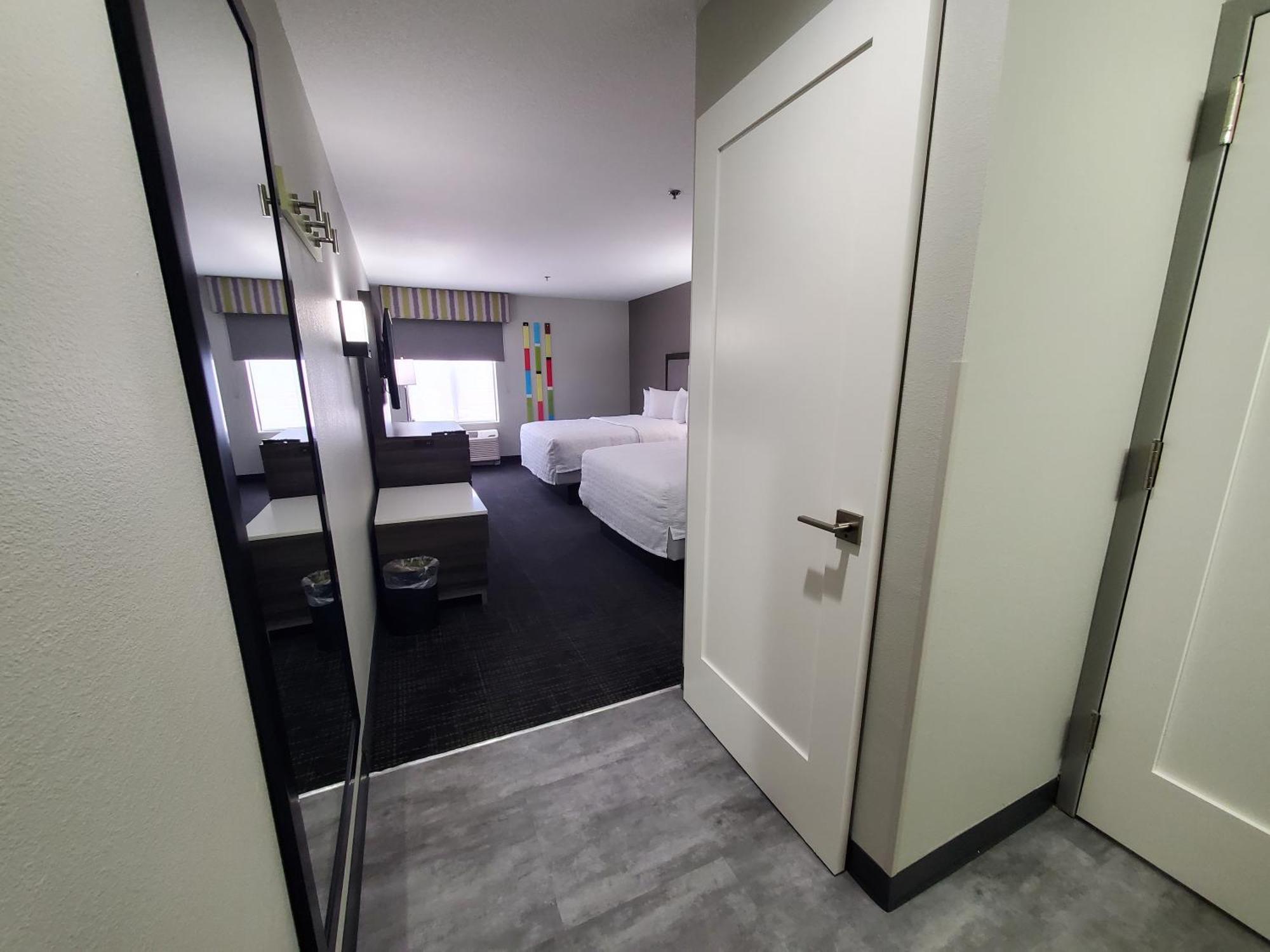 Hampton Inn Olathe Ngoại thất bức ảnh